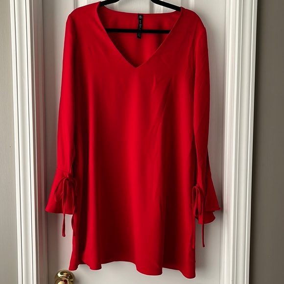 Design Lab Lord & Taylor Slit Sleeve Dress - Picture 1 of 3